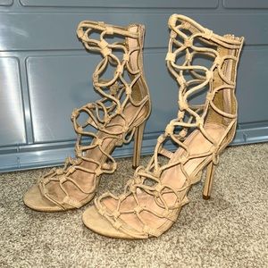 ❌ SOLD 
Skeleton heels